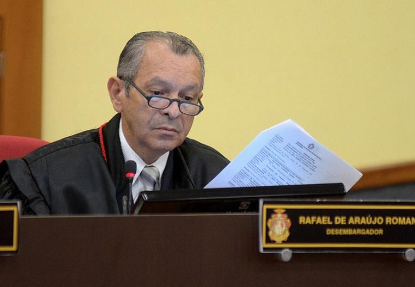 Ex-desembargador Rafael Romano presta depoimento em Manaus 