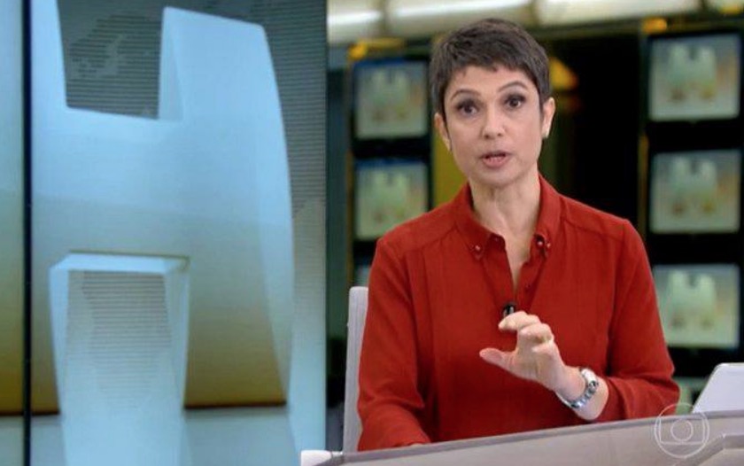 Sandra Annenberg chama Temer de ex-Presidente ao vivo 