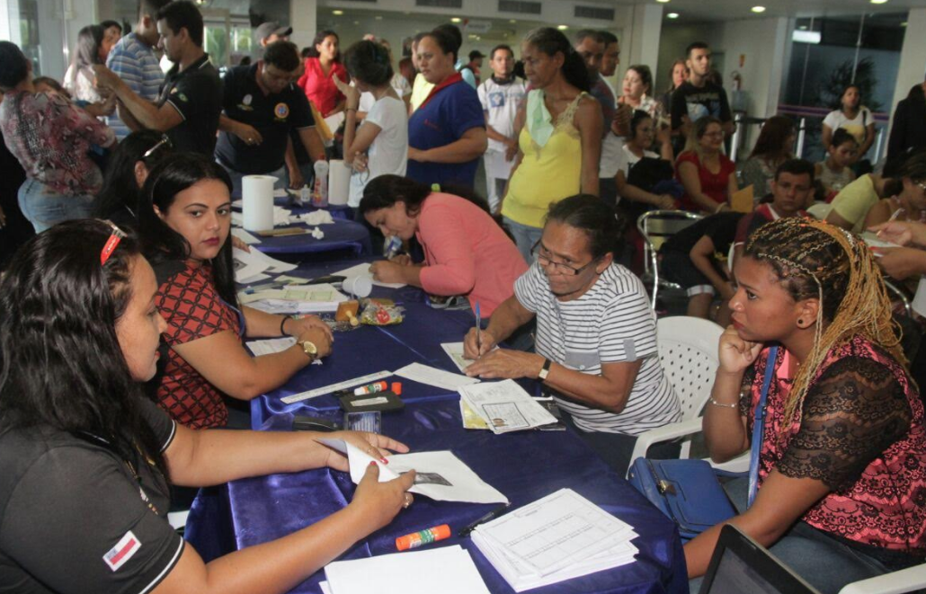 Atendimento jurídico gratuito e emissão de documentos são ofertados em ação social