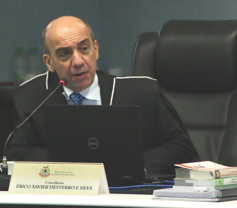 TCE suspende pagamentos de anuidades de funcionários da Seinfra ao Crea