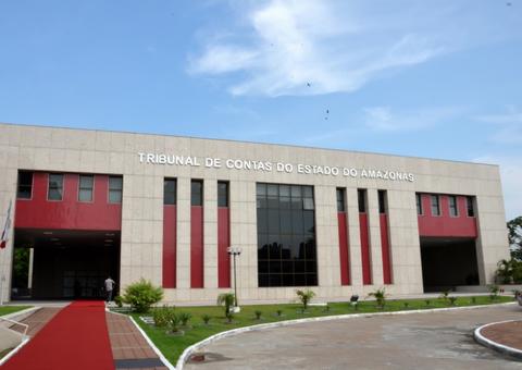 TCE multa ex-prefeita de Anori em R$ 198,5 mil por irregularidades