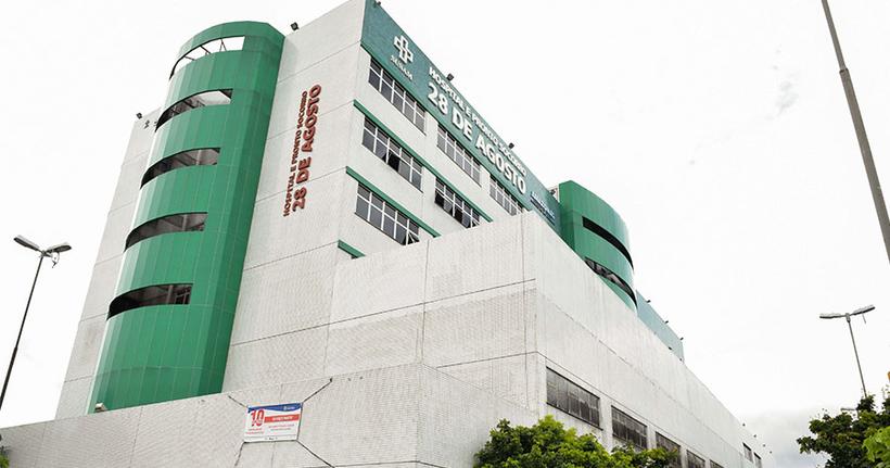 Universitário diagnosticado com meningite segue internado em estado grave