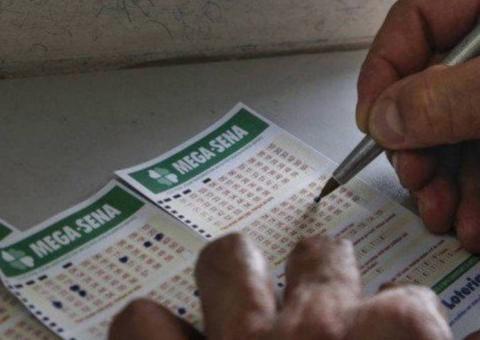  Aposta única acerta a Mega-Sena e recebe R$ 9,3 milhões