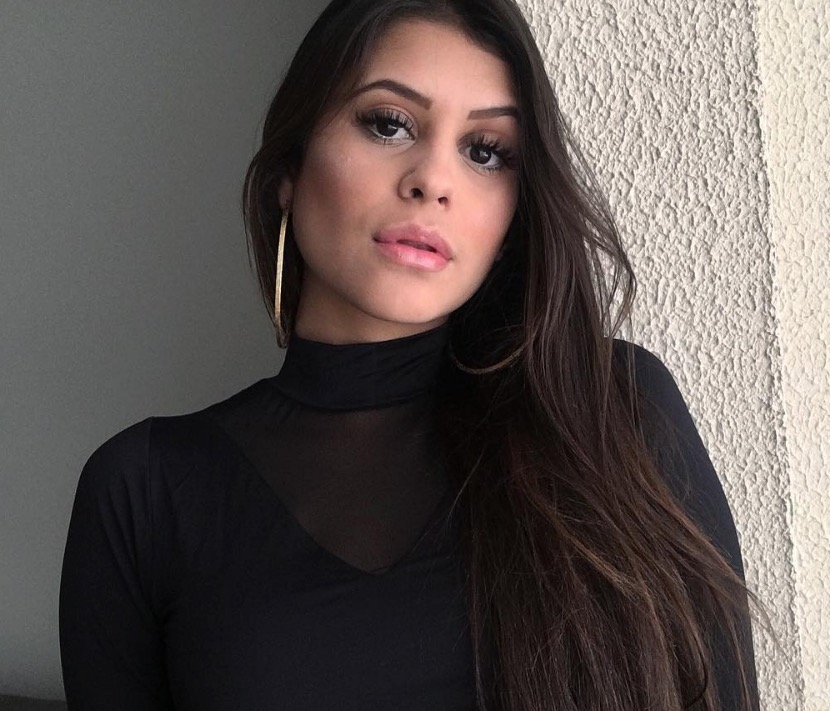  Ex-BBB Ana Paula confirma início de depressão e faz desabafo