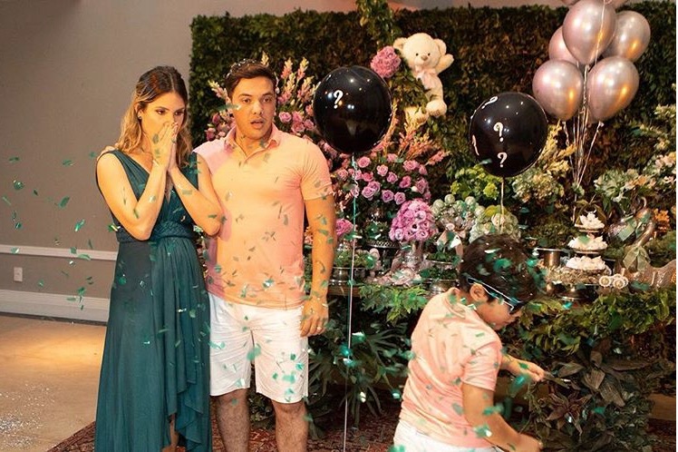 Grávidos, Wesley Safadão e Thyane Dantas descobrem sexo do bebê