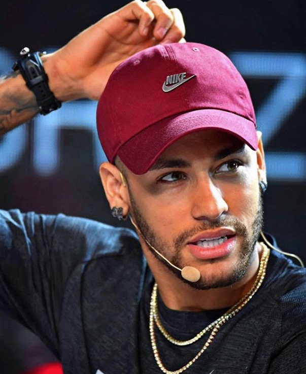 Boate de Neymar é interditada no Rio de Janeiro