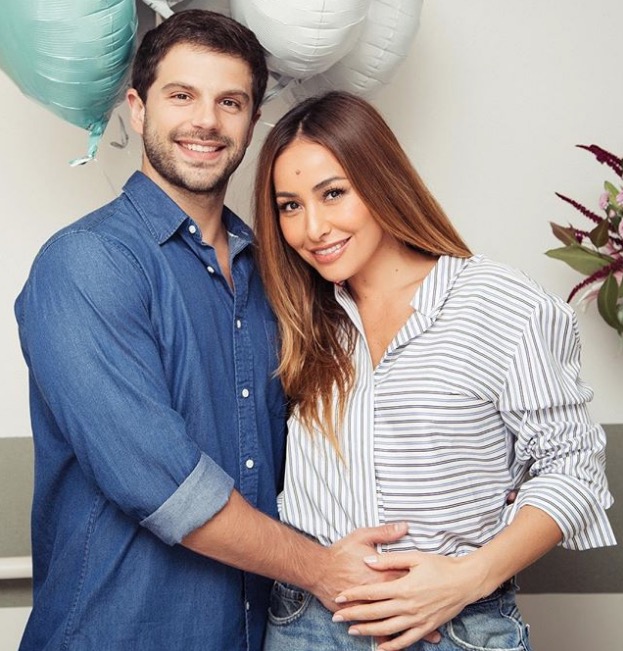 Mãe de Sabrina Sato diz que gravidez é de risco