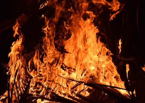 Indígena é encontrada morta dentro de residência incendiada em aldeia