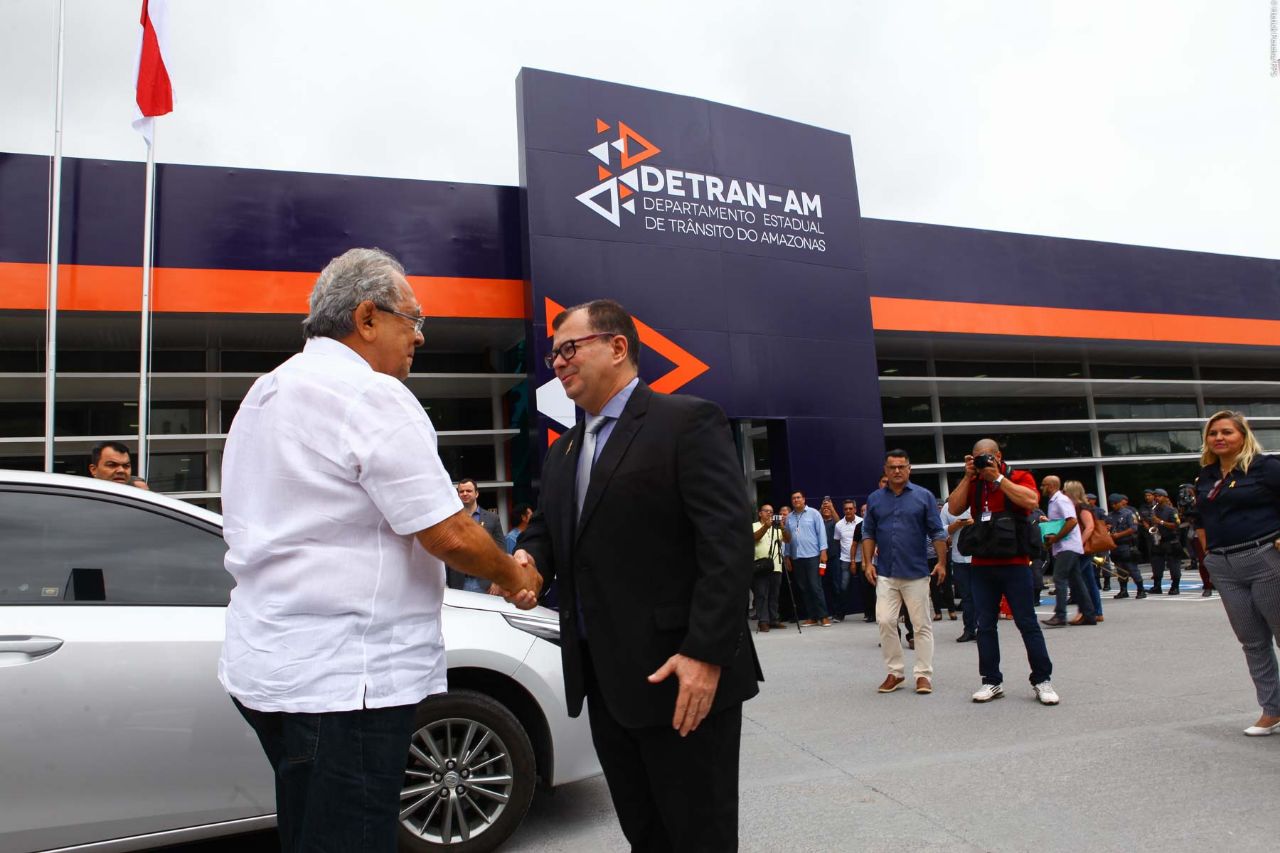 Detran inaugura nova sede em Manaus