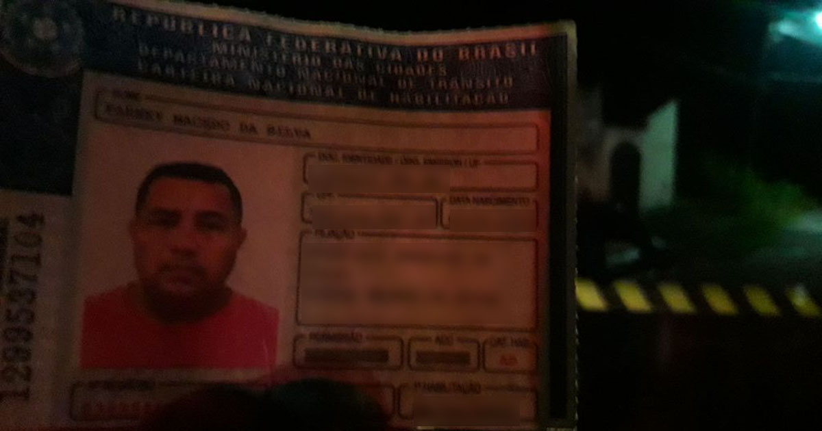 Homem cai em emboscada e é assassinado com tiro na cabeça em conjunto de Manaus