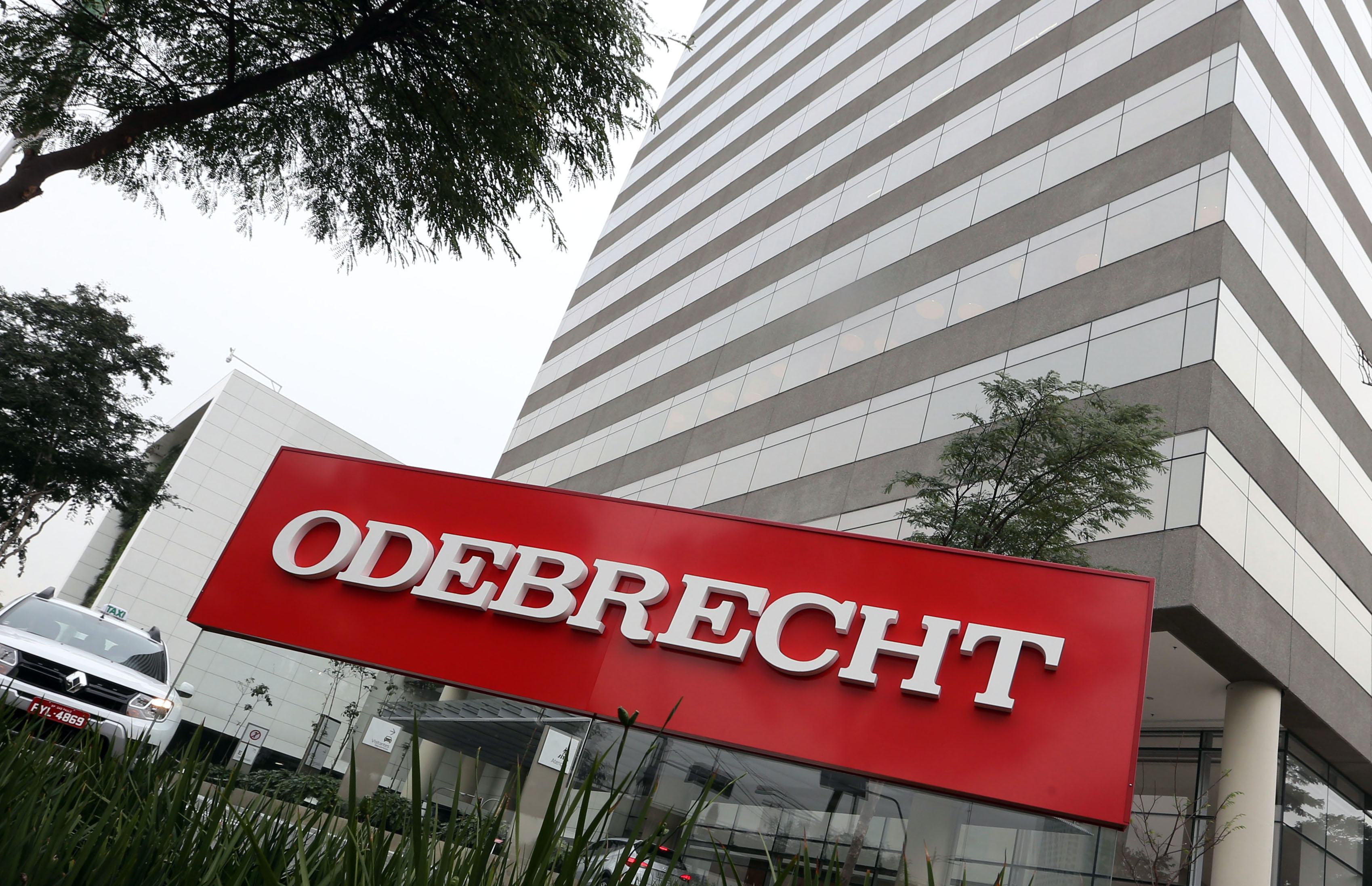 Odebrecht tenta obter crédito com bancos para pagar dívida 