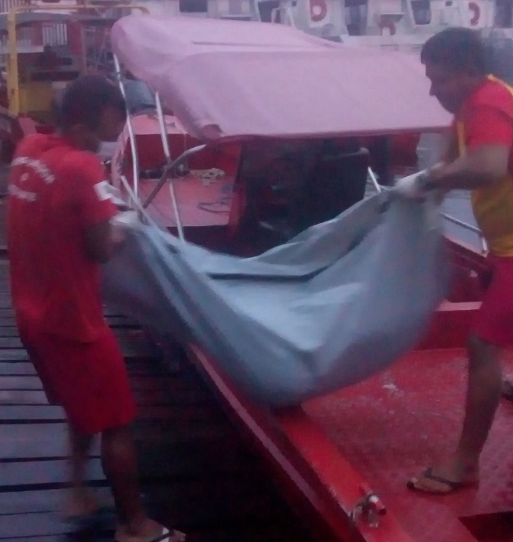 Corpo de homem é encontrado boiando em orla de Manaus