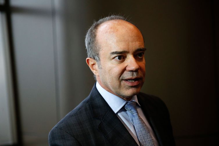 Roberto Caldas renuncia ao cargo de juiz da Corte de Direitos Humanos