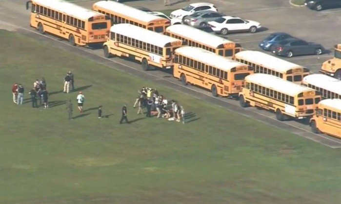 Homem armado mata ao menos oito pessoas em escola no Texas  