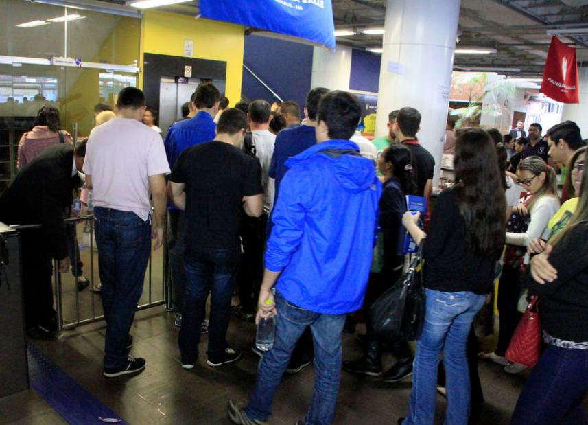 Mais de 2 mil candidatos participam de concurso para Procurador com salário de R$ 19 mil