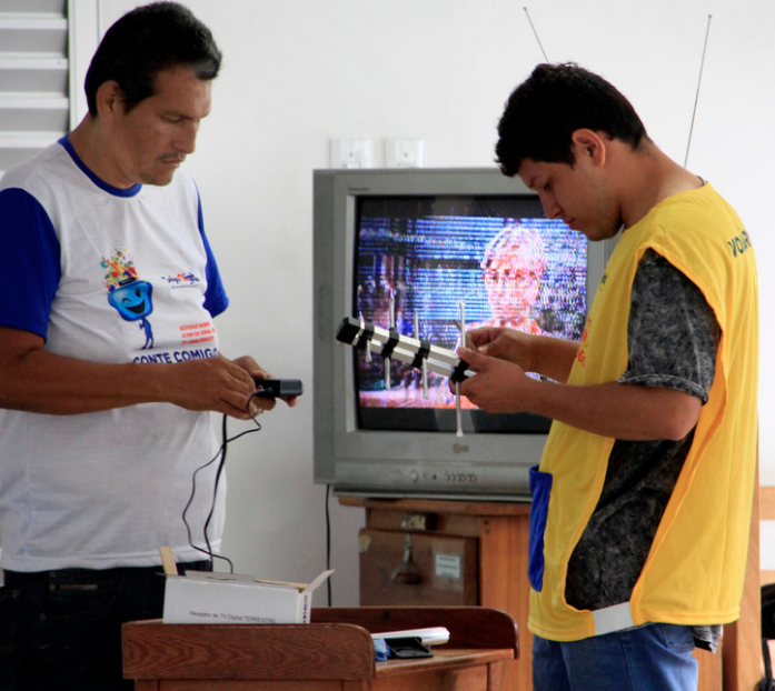 Prazo para retirar kit gratuito de TV digital encerra na próxima semana