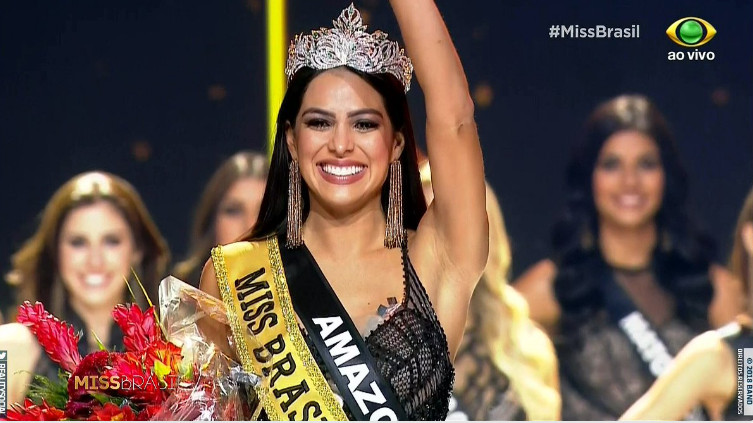 Veja momento emocionante da coroação do Miss Brasil 2018