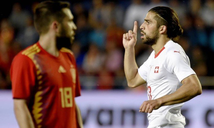 Rival do Brasil na estreia, Suíça arranca empate com a Espanha