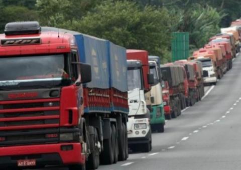 Greve dos caminhoneiros custará R$ 15 bilhões para a economia