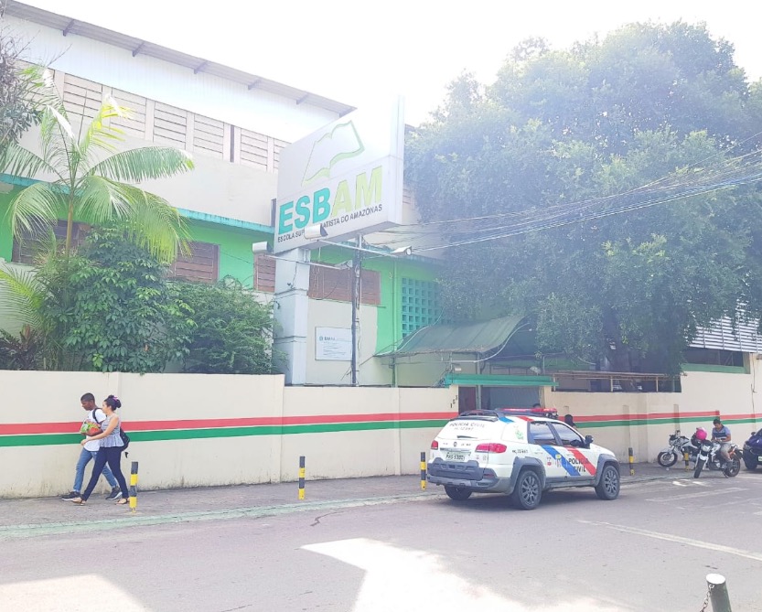 Polícia cumpre mandados de prisão na Esbam em Manaus por venda de cursos falsos