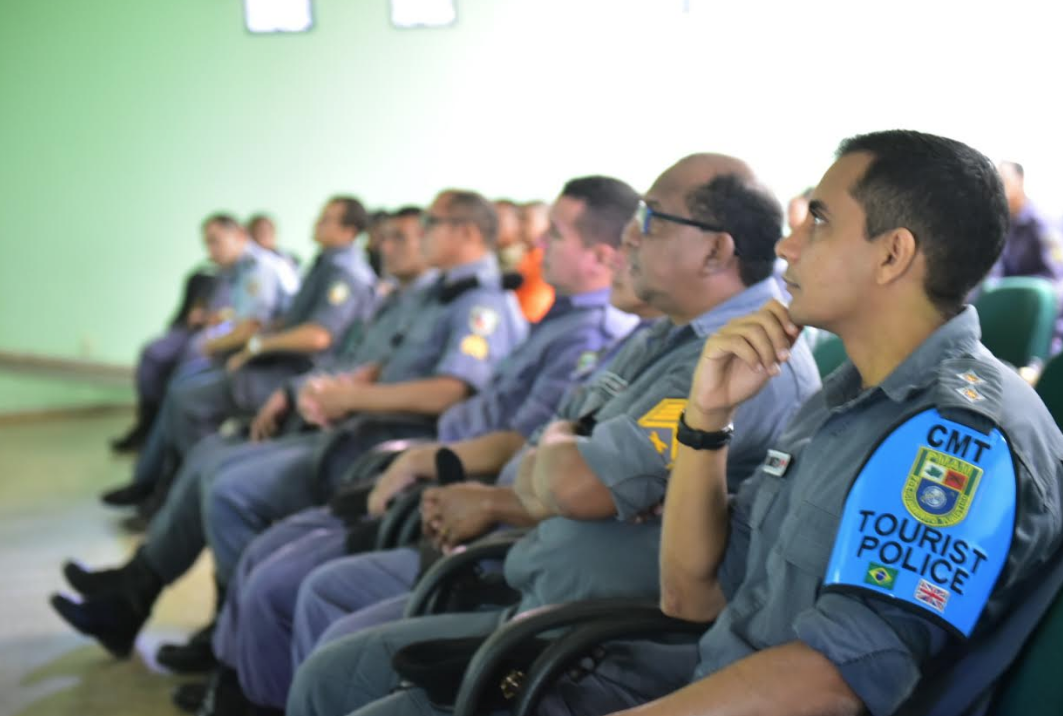 Governo reforça segurança e polícia prende 4 pessoas durante operação em Parintins