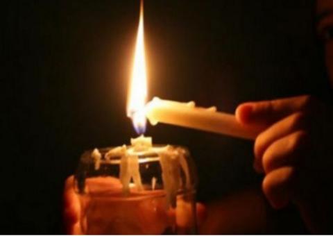 Em dia de intenso calor, moradores sofrem com falta de energia em Manaus