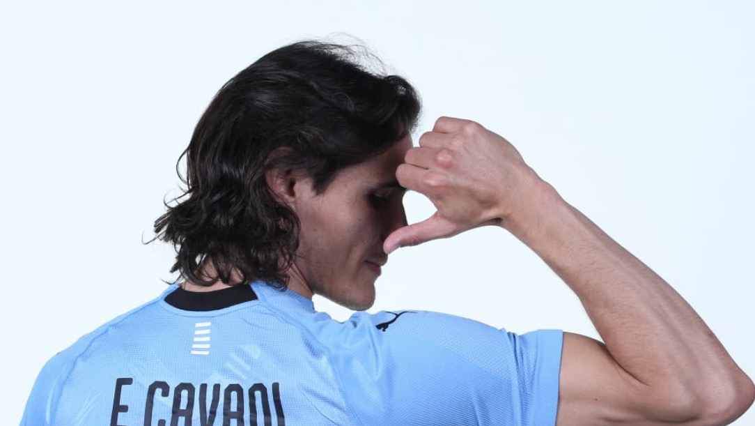  Comparado a Heath Ledger, autor de golaços do Uruguai ganha cantadas na web