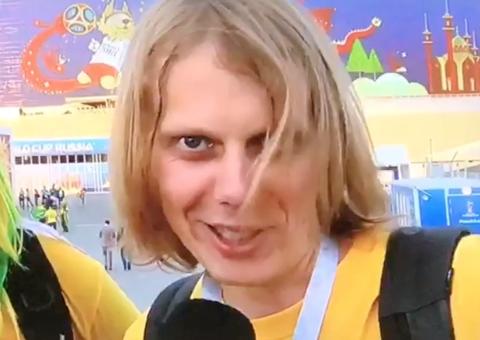 Sucesso na internet, ‘Feiticeiro do Hexa’ decreta Vitória e grita: ‘Vai Brasil’