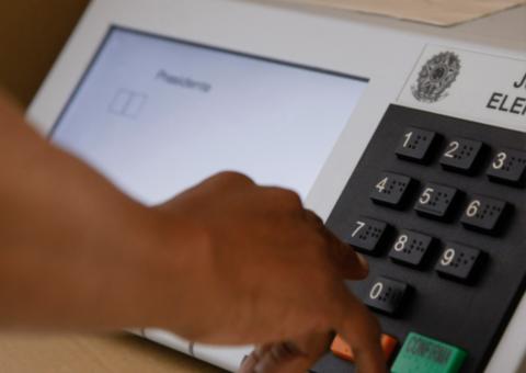 Lei Eleitoral restringe atos do poder público a partir de hoje