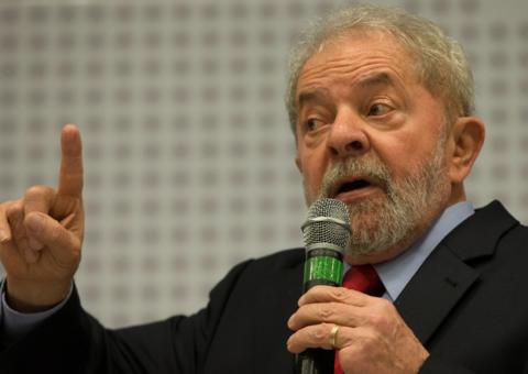 Desembargador mantém decisão que impediu soltura de Lula