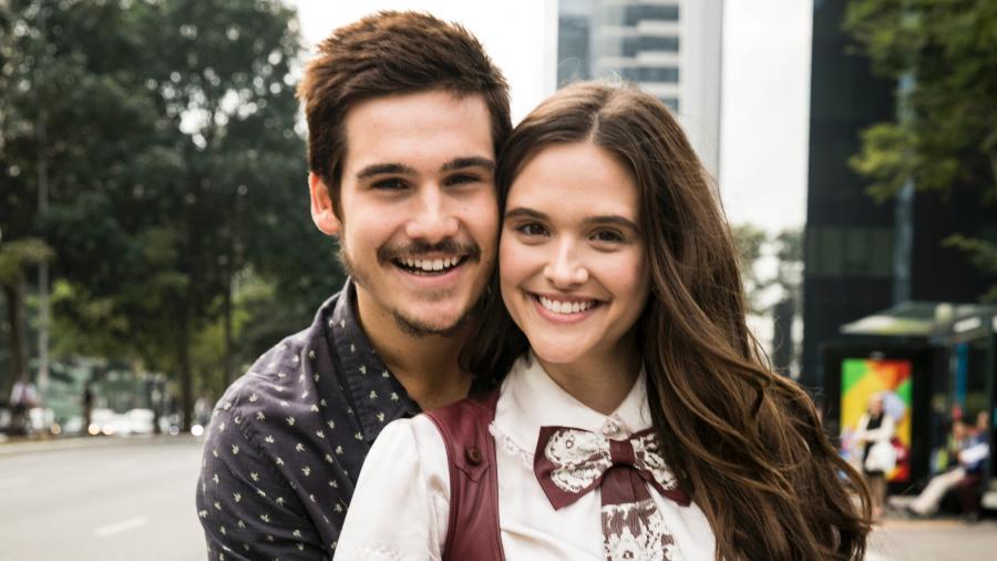 Após flagra de beijo, Nicolas Prattes e Juliana Paiva estão namorando