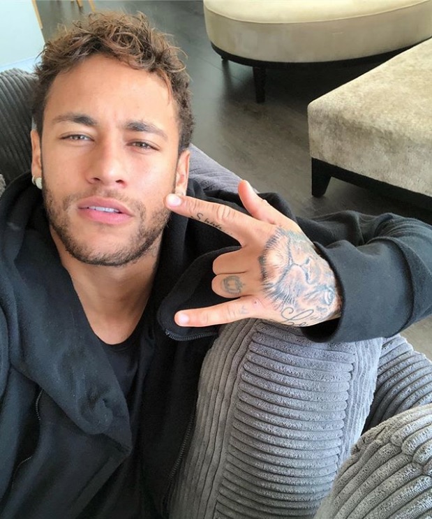 Único brasileiro na lista, Neymar está entre as celebridades mais bem pagas do mundo