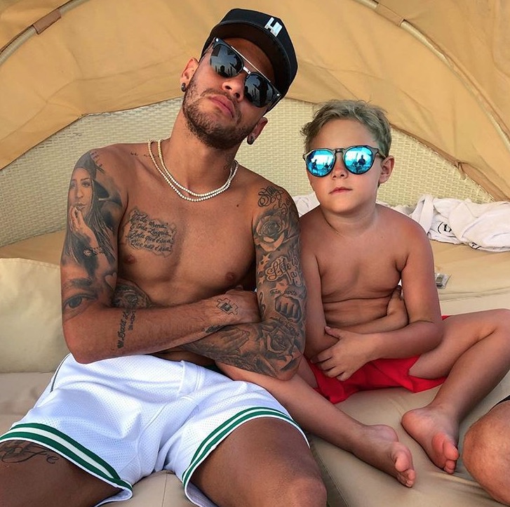 Após polêmica com Safadão, saiba quanto Neymar paga de pensão para David Lucca