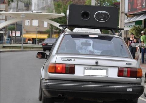 Veículos de propaganda precisam se regularizar para atuar em campanhas