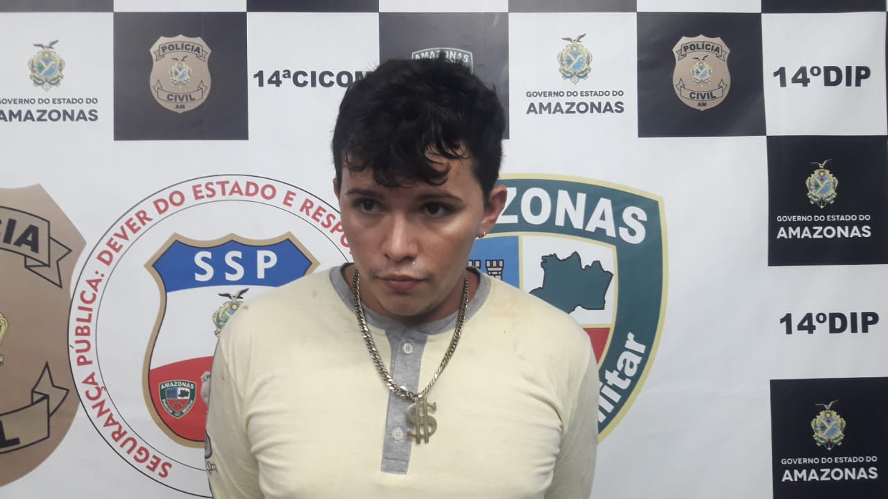 Em Manaus, novinho é preso suspeito de vender certificados de escolaridade falsos