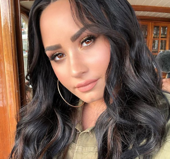 Demi Lovato se pronuncia pela primeira vez após overdose