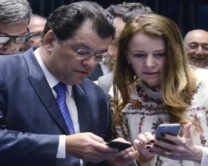 A briga pelas duas vagas de senador