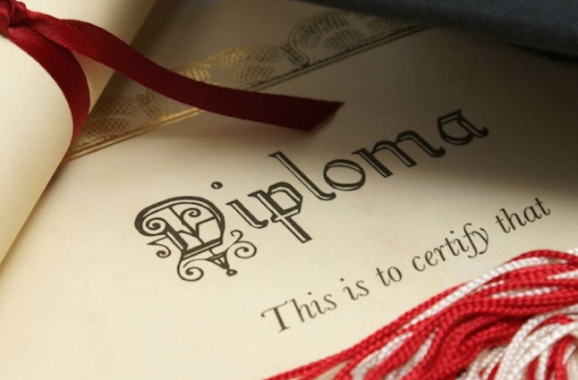 Registro de diploma estrangeiro no Brasil deve ser submetido a prévio processo de revalidação
