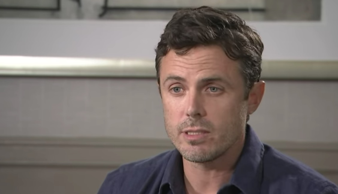 Casey Affleck quebra o silêncio e pede desculpas após acusações de assédio