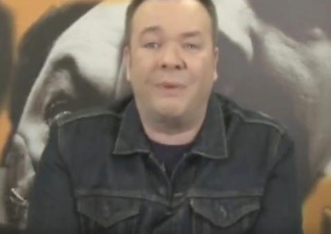 Jornalista do ‘A Tarde é Sua”, Felipeh Campos chora ao anunciar que está com câncer