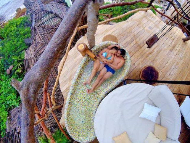 Simone, da dupla com Simaria, surge em clima de romance com marido em segunda lua de mel