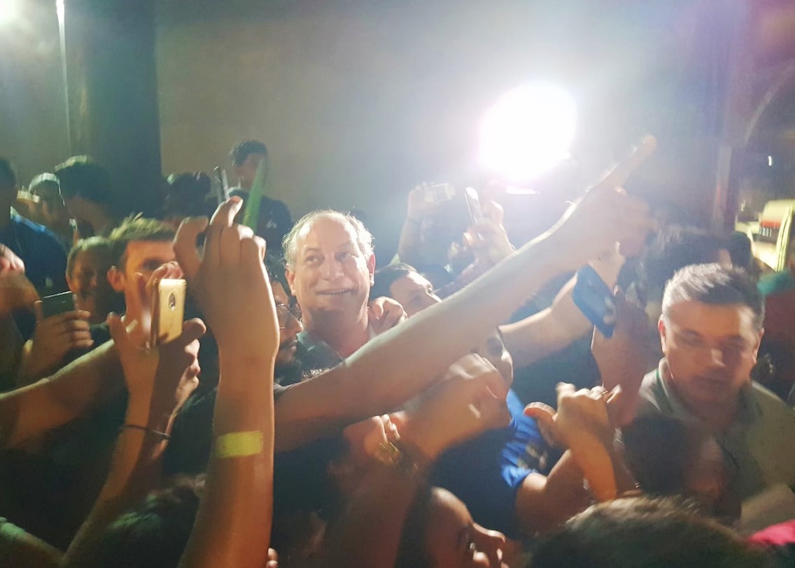  Ciro Gomes reúne multidão de apoiadores em visita a Manaus