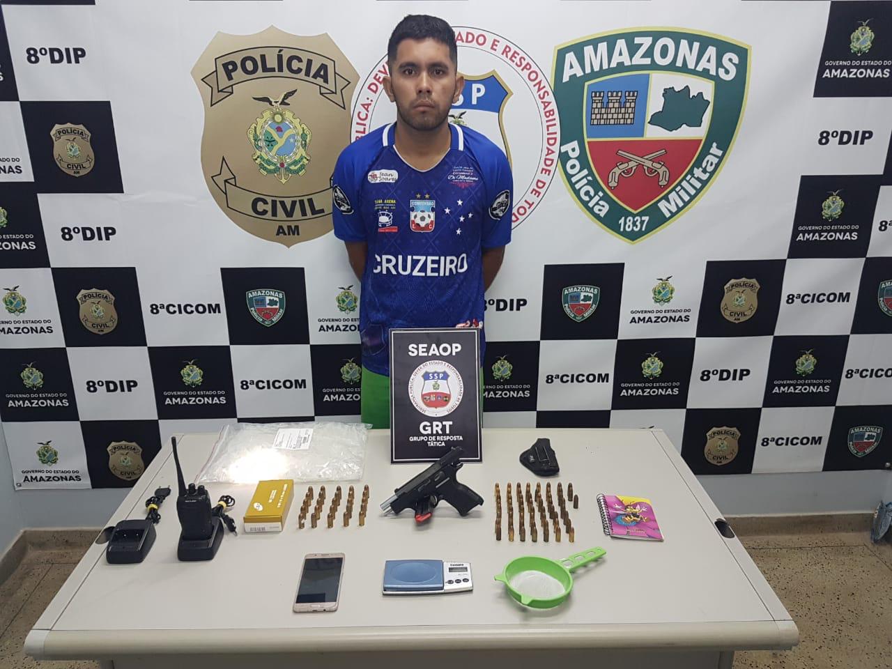 Com arma, drogas e munições, suposto pistoleiro da FDN é preso em Manaus