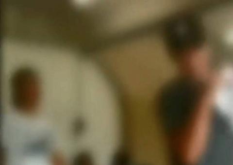 Aluno que participa de vídeo humilhando professor vai responder por corrupção de menores