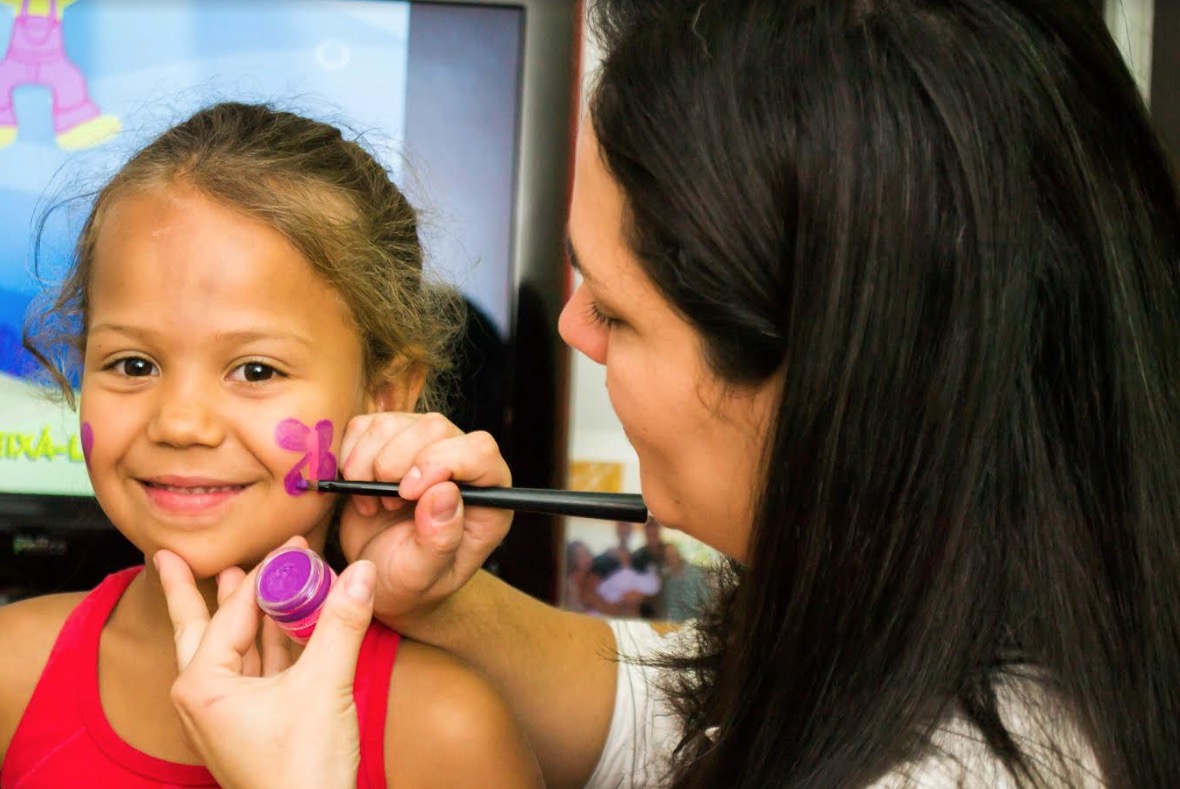 Gacc realiza caminhada e alerta para o diagnóstico precoce do câncer na Ponta Negra