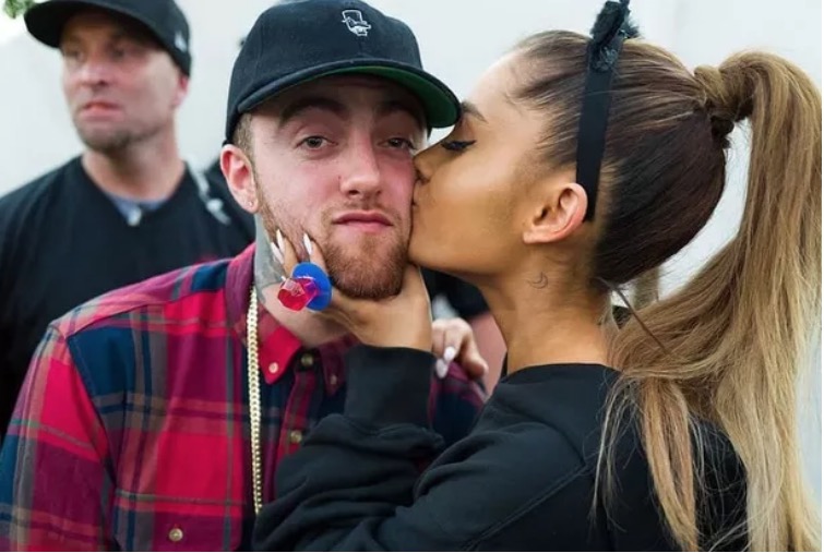 Ariana Grande desabafa após morte de ex-namorado 