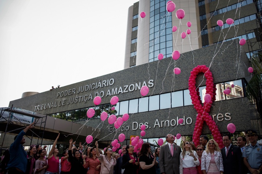  TJAM dá início à campanha Outubro Rosa em Manaus