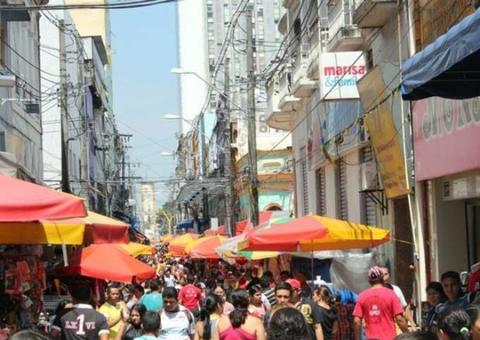 Mais de 62 milhões de brasileiros estão negativados, aponta SPC