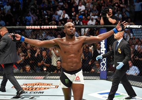 Confronto entre brasileiras e retorno de Jon Jones marcam último UFC de 2018