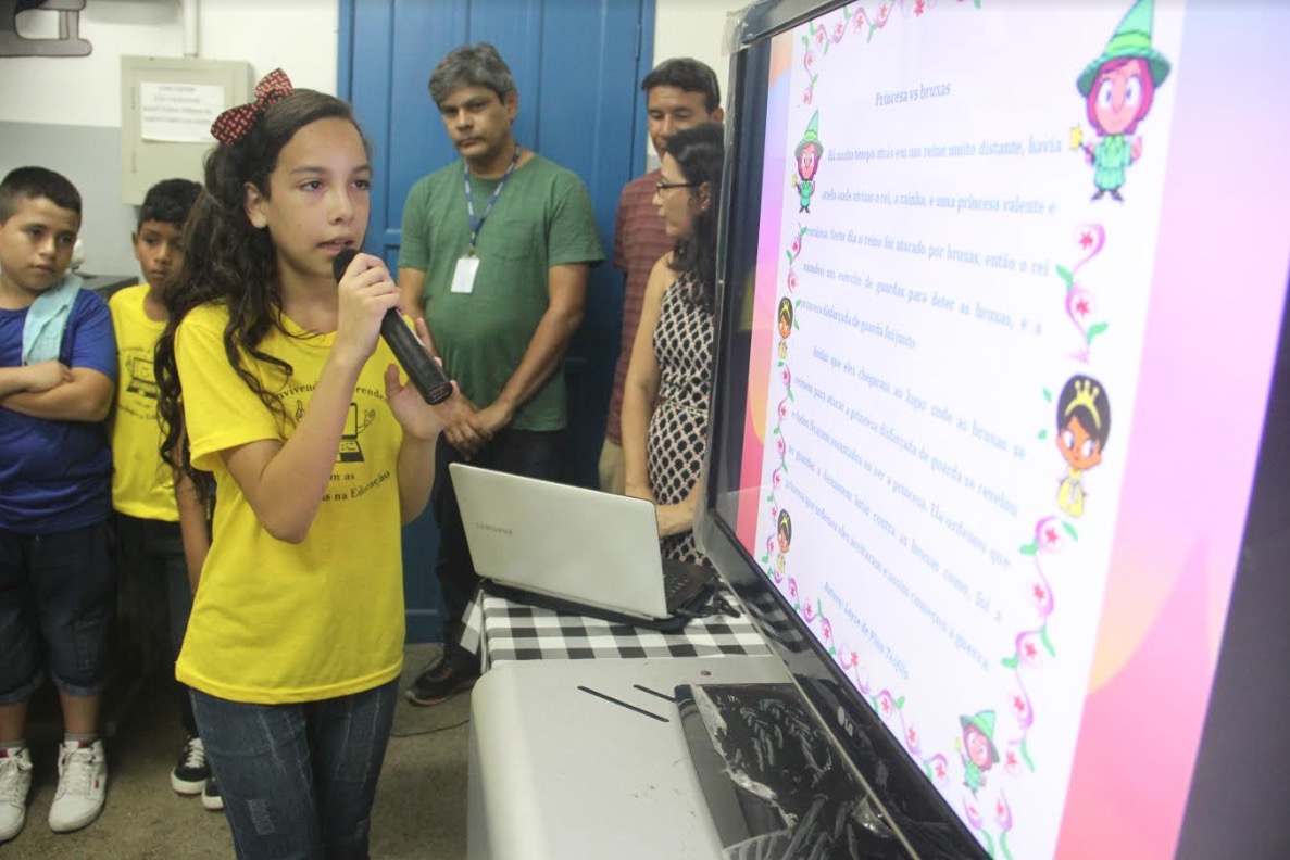 Escola da zona Leste usa projeto de programação para estímulo à leitura e produção textual
